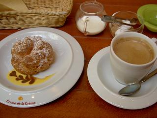 魅惑のシュークリーム